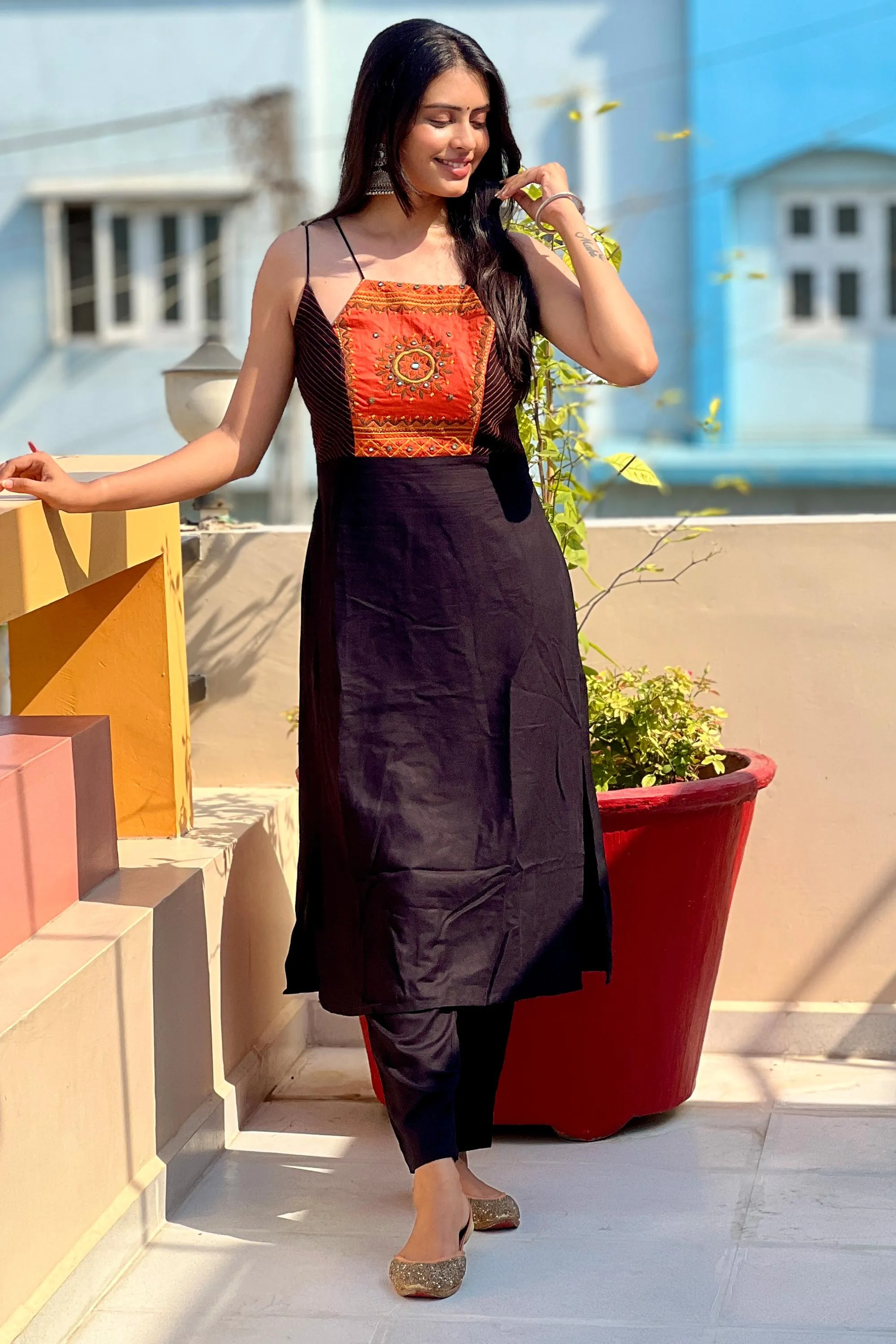 ASHEN BLACK KUTCHI HANDWORK KURTA SET