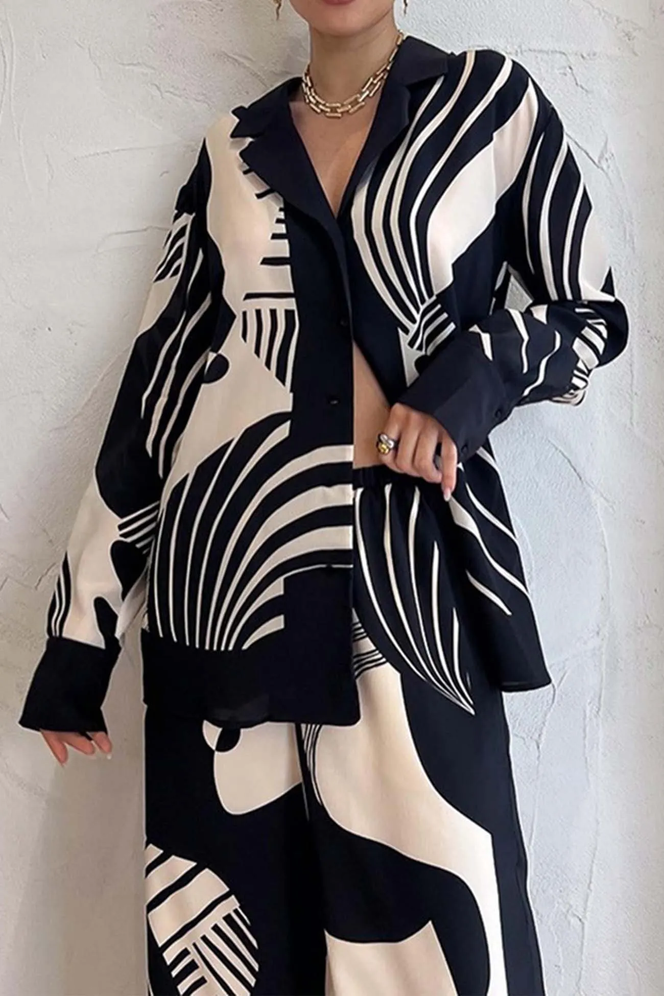 Contrast Printed Button Wide Leg Pants Two-piece Set