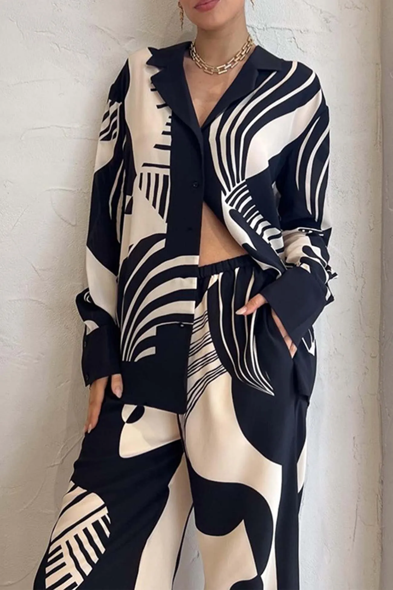 Contrast Printed Button Wide Leg Pants Two-piece Set