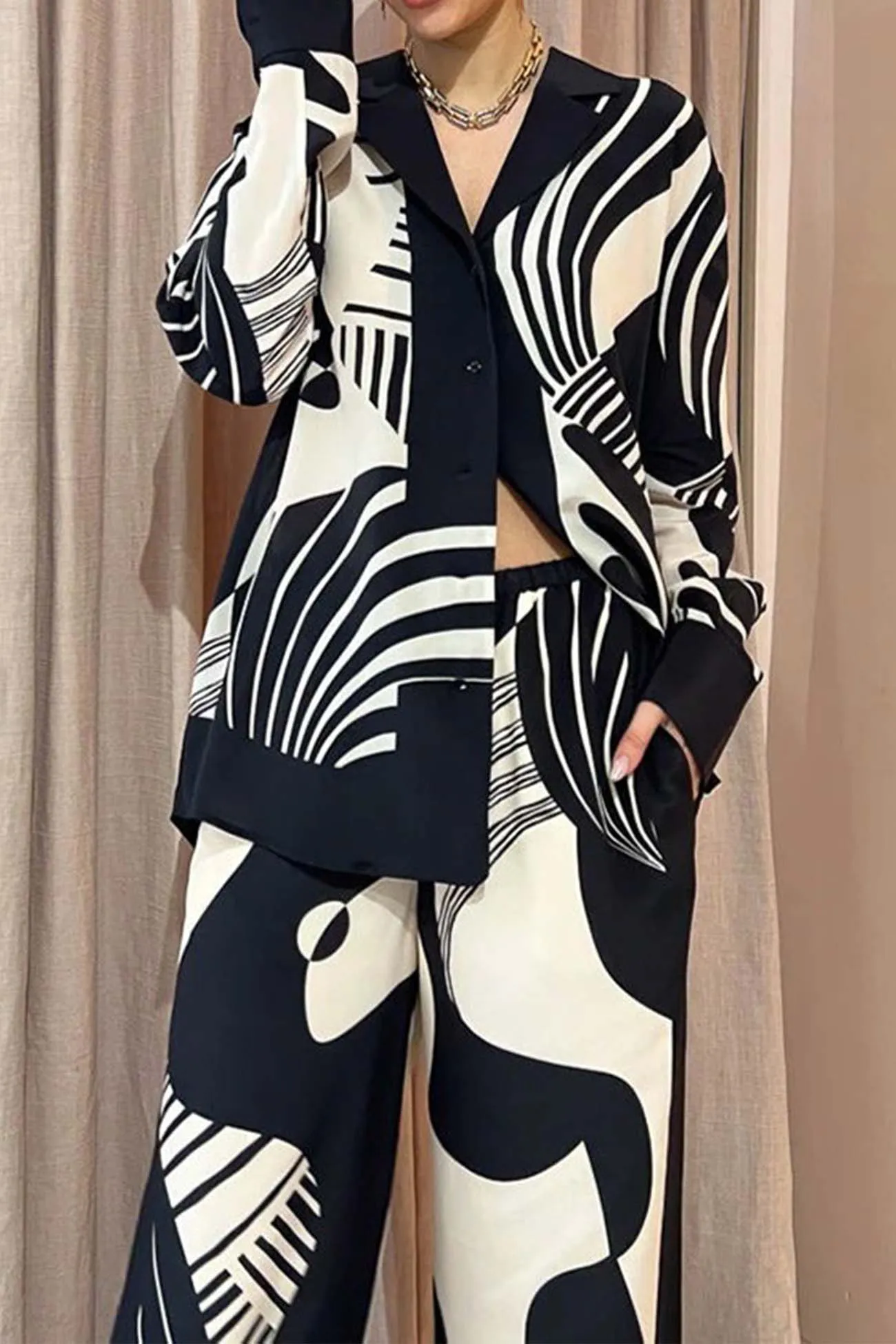 Contrast Printed Button Wide Leg Pants Two-piece Set