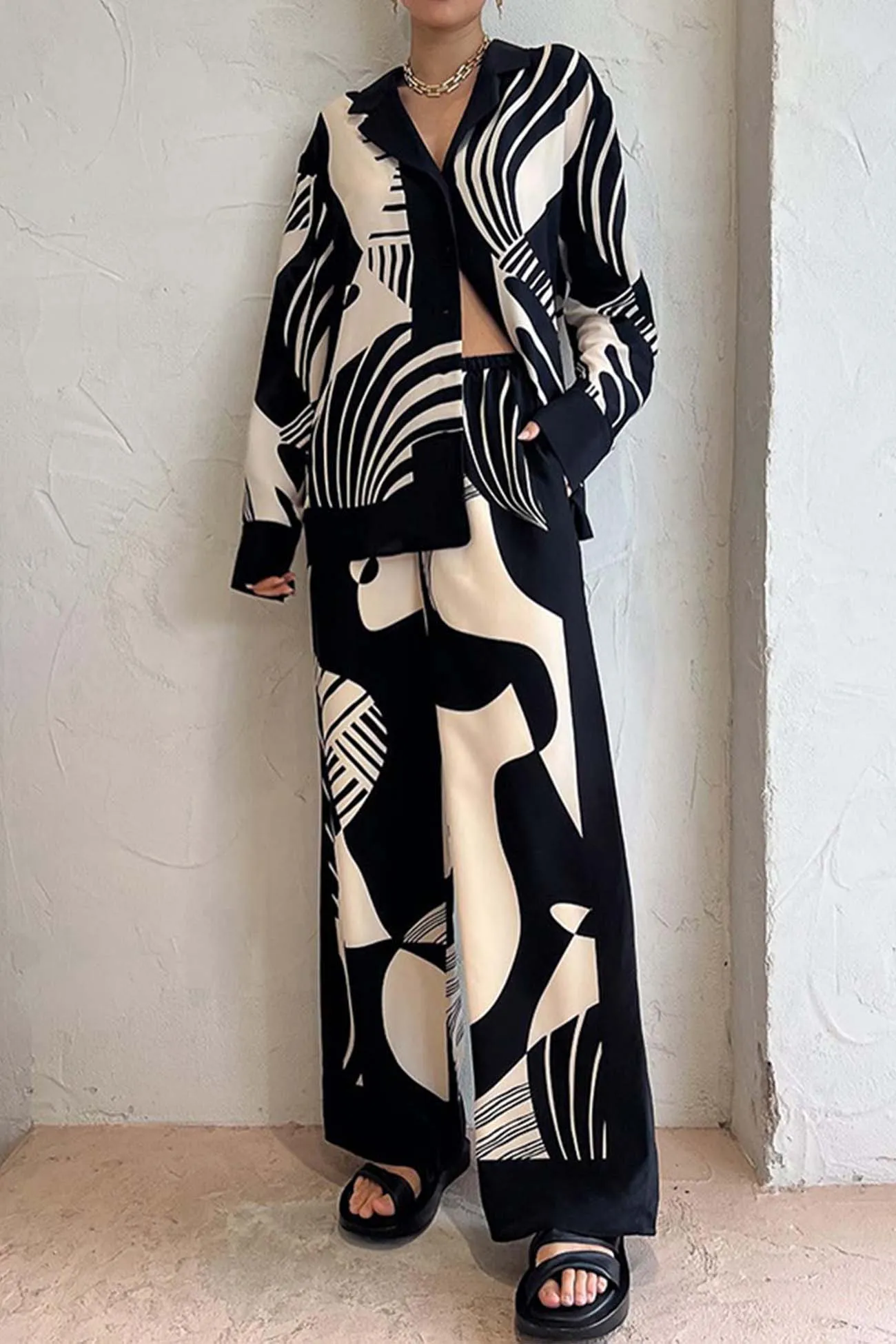 Contrast Printed Button Wide Leg Pants Two-piece Set