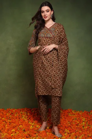 Mustard Pure Cotton Ethnic Motifs Printed Straight Suit Set